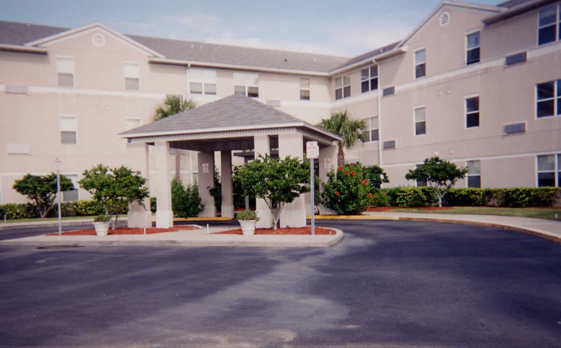 Highlands Manor Apartments