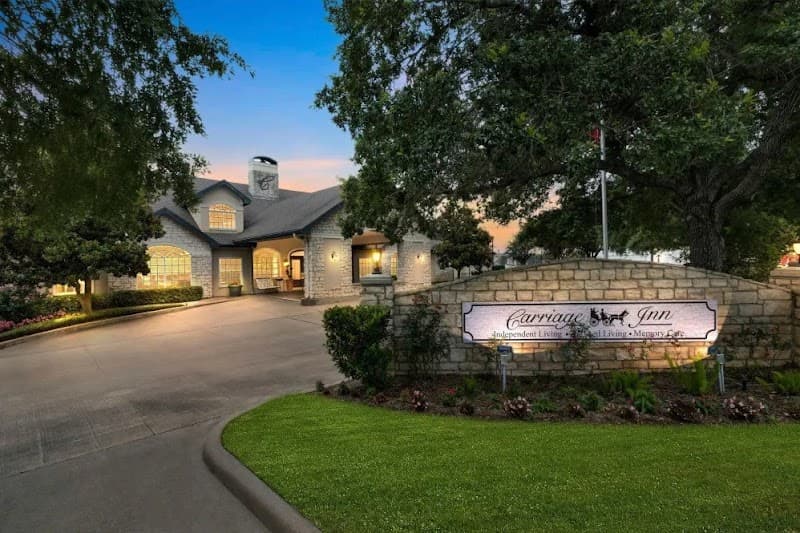 Carriage Inn Katy — photo 1