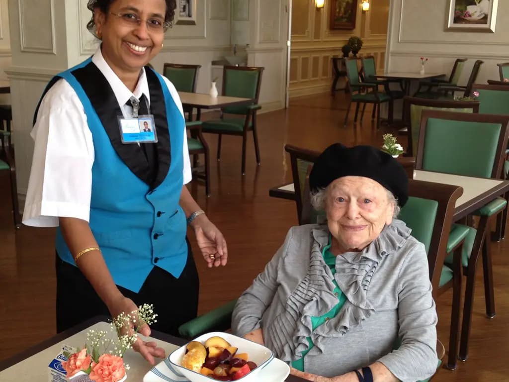 The Waterford on the Bay Senior Living — photo 1