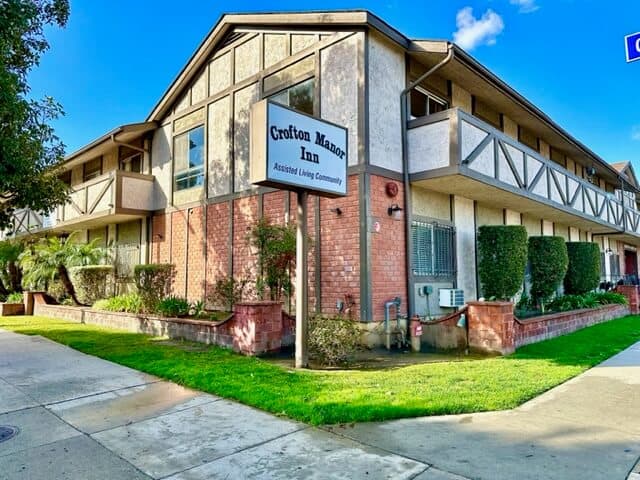 Crofton Manor Inn — photo 1