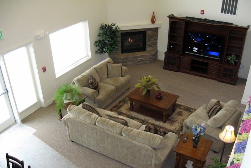 Cardona Senior Apartments