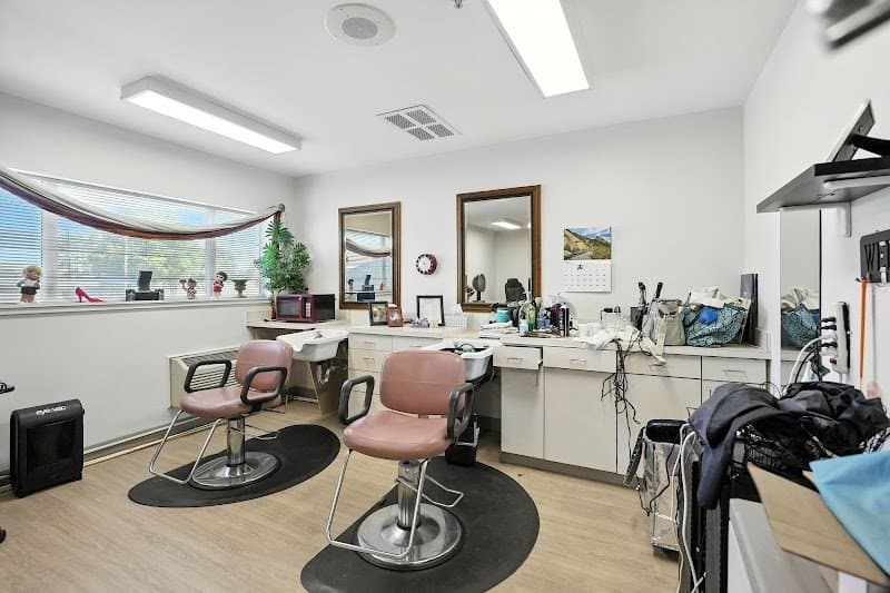 Holiday South Wind Heights