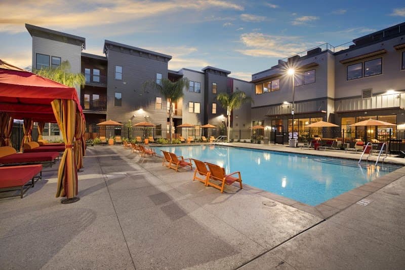 La Vida at Reynolds Ranch